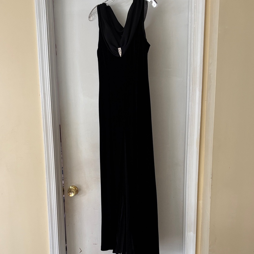 Signature by Robbie Bee Black Maxi Dress